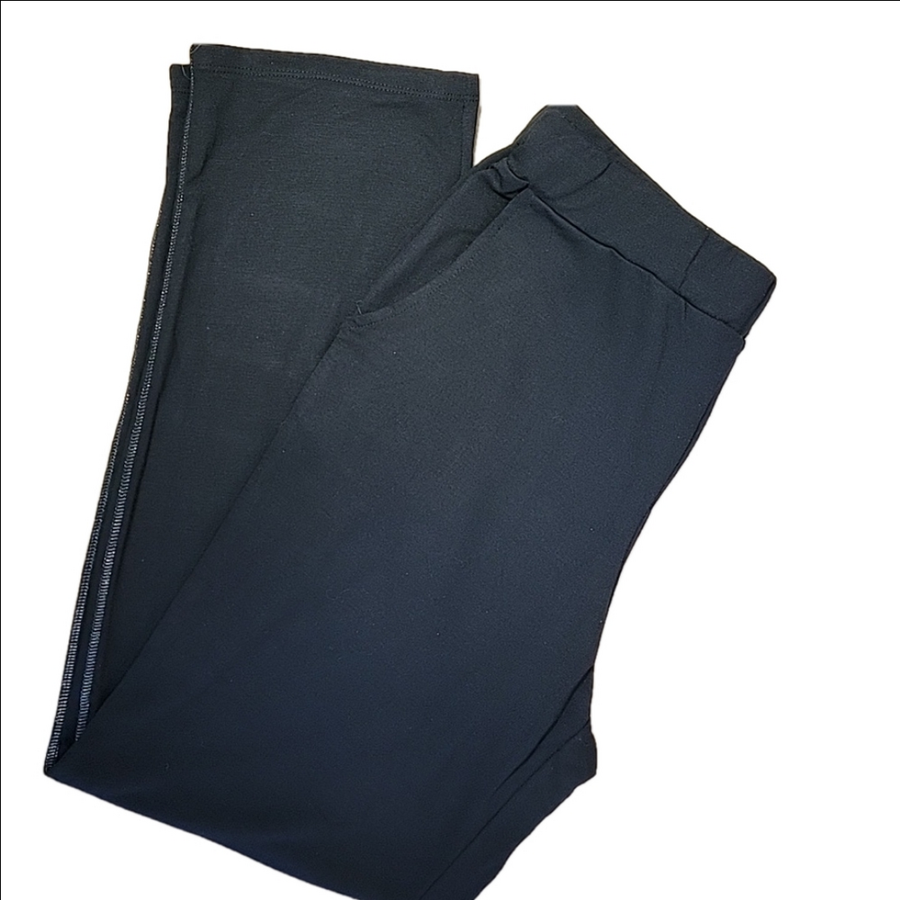 Quacker Factory Black Pull-On Pants with Silver Thread Accent Size Medium NWT